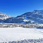 Talbach By Interhome シャレー *